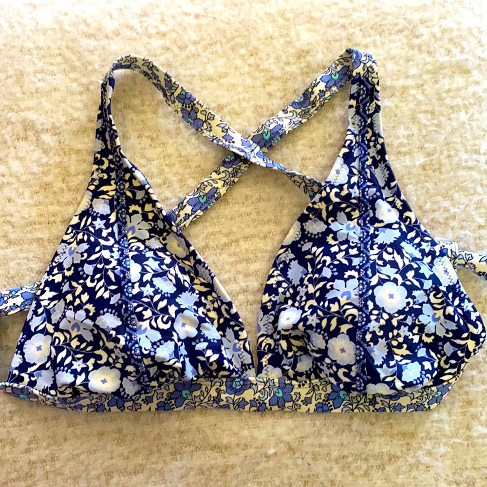Jessica Simpson Floral Bikini Top